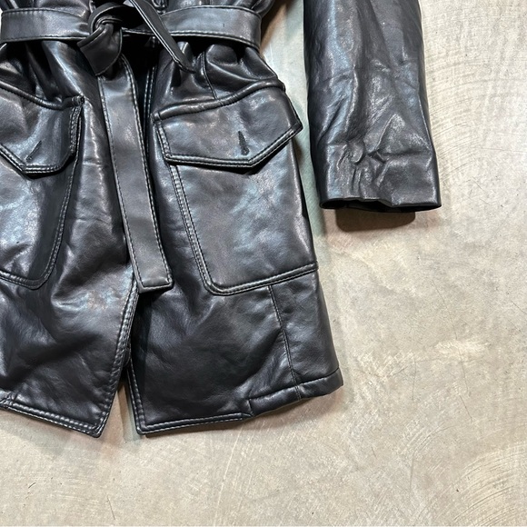 Vintage Black Leather Made in Italy Quilted Interior Trench Coat with Belt ptp21 - Picture 13 of 15